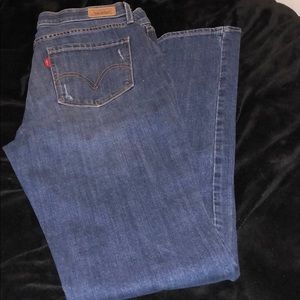 Women’s Levi Jeans